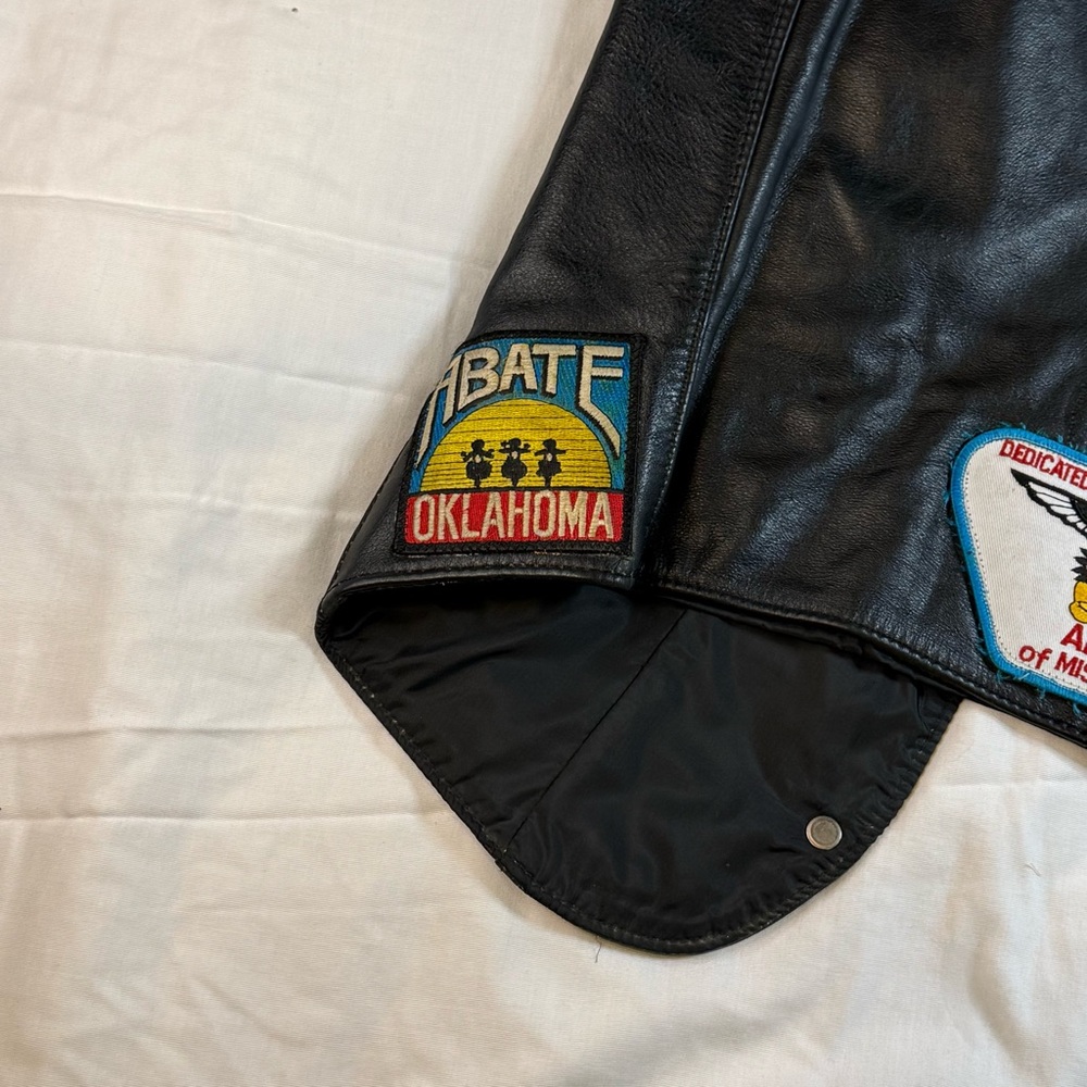 Women's Harley Davidson
Leather Vest - Picture 9 of 16